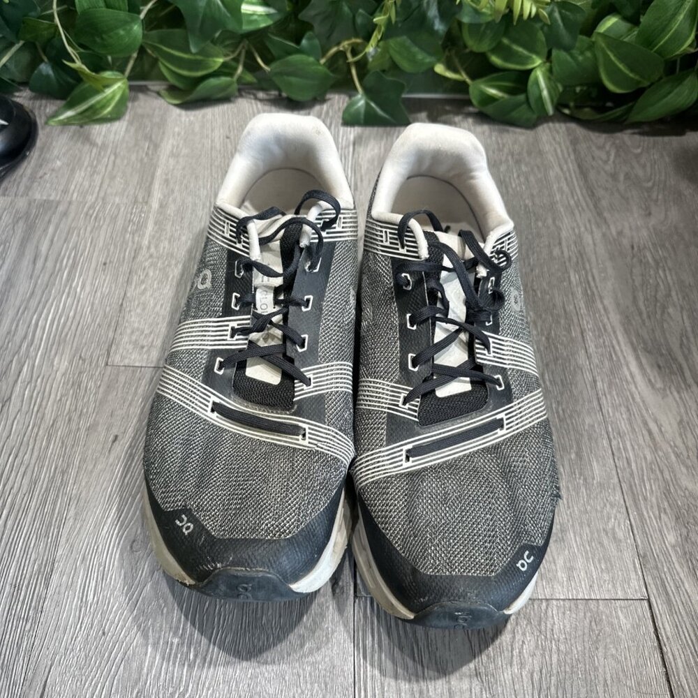 On Running Cloudgo Men's Size 9.5 Running Athleti… - image 2